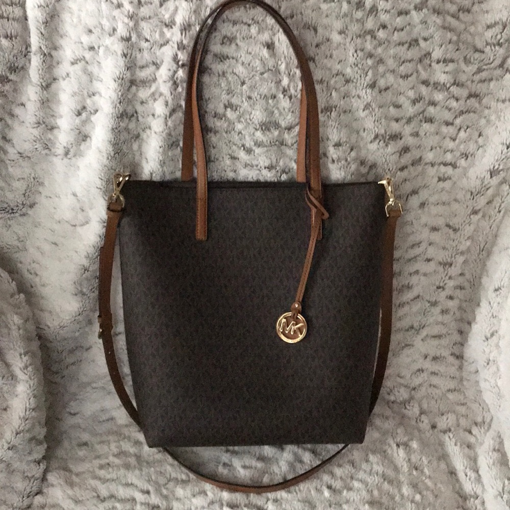 Micheal Kors Purse